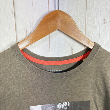 【Men's S グリーン系】 Mountain Hardwear ( マウンテンハードウェア ) コットン ショートスリーブ ティー Cotton Short Sleeve Tee			 ウェア トップス インナー シャツ ショートスリーブTシャツ クルーネック