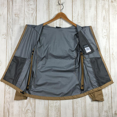 【Women's M ベージュ系】 Finetrack ( ファイントラック ) フロウラップ フーディ エバーブレスエア 防水 ソフトシェル ジャケット FAW0912 Asian Women's Camel ソフトシェル アウター ジャケット トップス ウェア - 【公式】2ndGEAR（セカンドギア）Webショップ【登山用品・アウトドア用品専門 買取販売店】