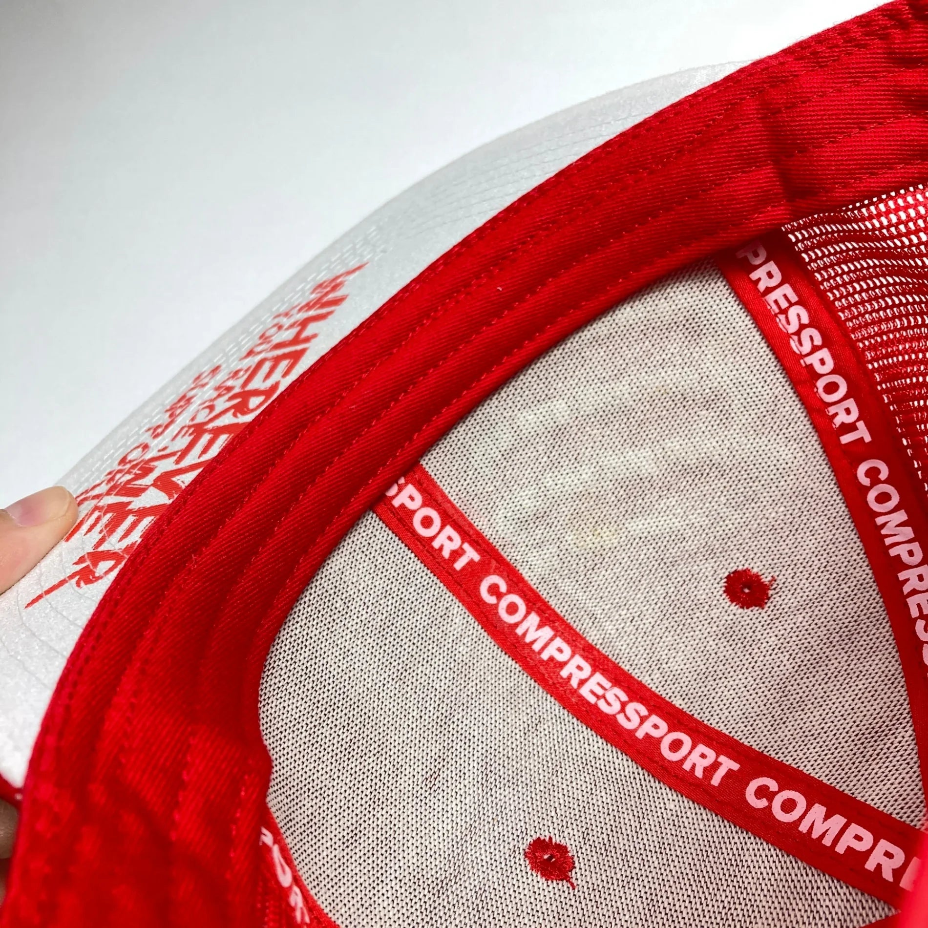 【OneSize レッド系】 Compressport ( コンプレスポーツ ) トラッカーキャップ Trucker cap コットン ウェア ウェア小物 ヘッドウェア キャップ z00052324 キャップ ヘッドウェア ウェア小物 ウェア - 【公式】2ndGEAR（セカンドギア）Webショップ【登山用品・アウトドア用品専門 買取販売店】