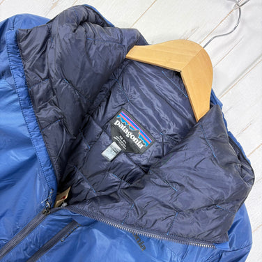 【Men's XS ネイビー系】 2025 Patagonia ( パタゴニア ) ダス ライト フーディ DAS Light Hoody CLMB 化繊ダウン ウェア トップス アウター ジャケット 化繊インサレーション z00057359 CLMB 化繊インサレー