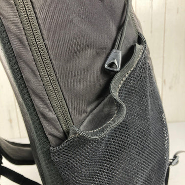 One Size Gray Gregory Inertia 18 Obsidian Black Nylon Storage Backpack/Daypack, Capacity up to 29L (z00055627)