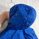 【Kid's 3T ネイビー系】 Patagonia ( パタゴニア ) リバーシブル パフボール バンティング Reversible Puff-Ball Bunting Galaxy Gazers / Channel Blue ウェア トップス アウター ジャケット