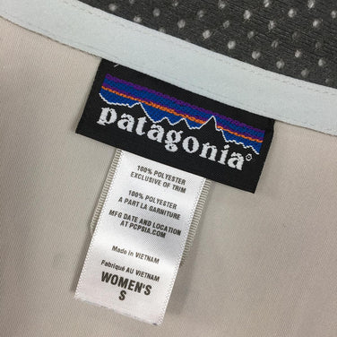 【Women's S グレー系】 Patagonia ( パタゴニア ) ウィンド シールド ジャケット Wind Shield Jacket 防風 ポーラテック パワードライ 24987 International Women's TGY Tailored Grey - 【公式】2ndGEAR（セカンドギア）Webショップ【登山用品・アウトドア用品専門 買取販売店】