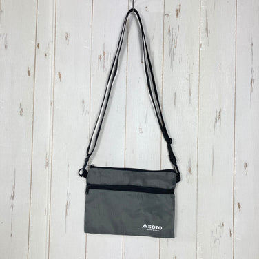 【OneSize グレー系】 Soto ( ソト ) オリジナル サコッシュ Original Sacoche オンラインストア限定 ノベルティ バッグ ストレージ サコッシュポーチ z00059835  サコッシュポーチ バッグ ストレージ