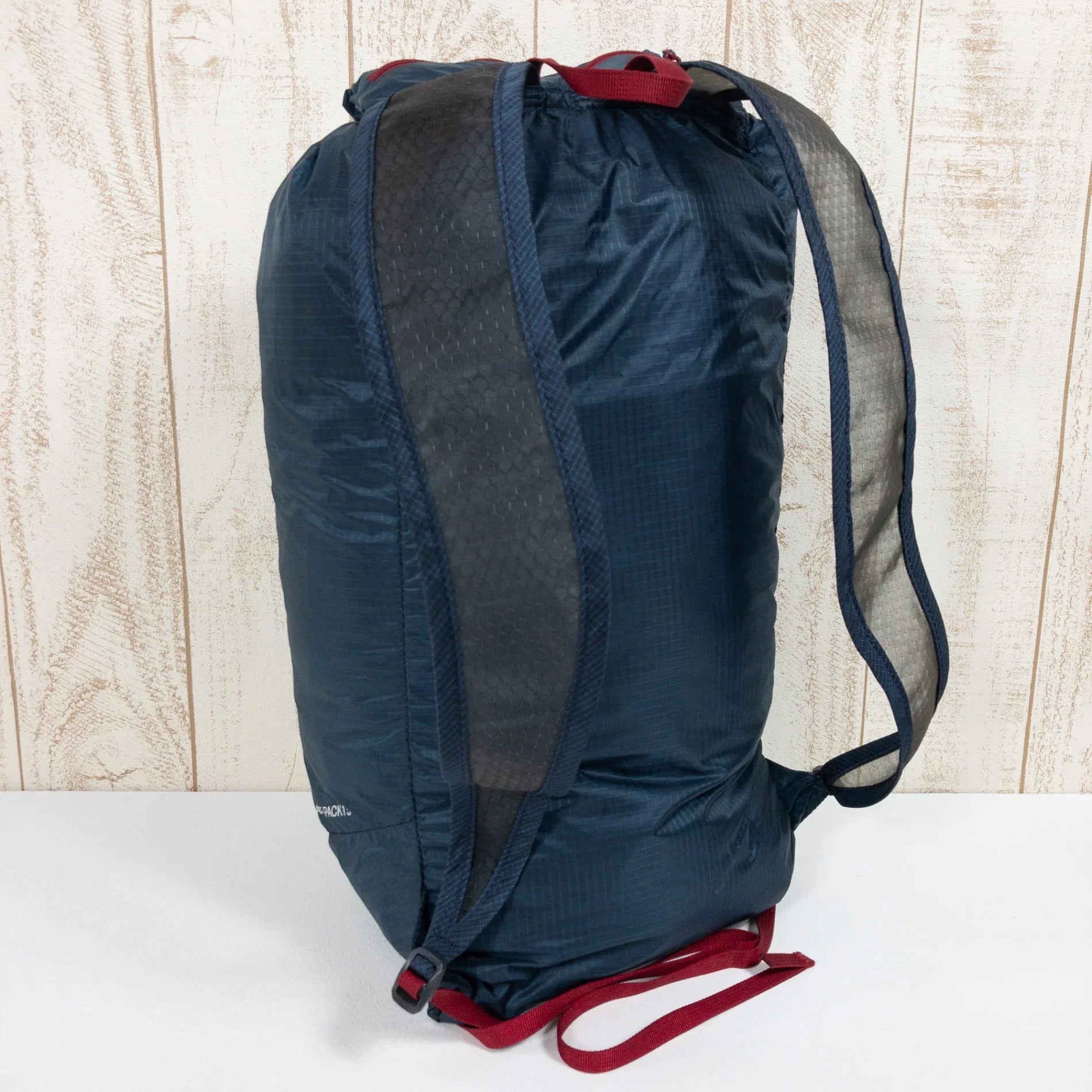 【OneSize ネイビー系】 Montbell ( モンベル ) バーサライト パック 15 Versalite Pack 15 ナイロン バッグ ストレージ バックパック デイパック 容量【～29L】 z00051261 デイパック 容量【～29L】 バックパ - 【公式】2ndGEAR（セカンドギア）Webショップ【登山用品・アウトドア用品専門 買取販売店】