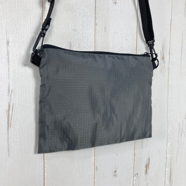 【OneSize グレー系】 Soto ( ソト ) オリジナル サコッシュ Original Sacoche オンラインストア限定 ノベルティ バッグ ストレージ サコッシュポーチ z00059835  サコッシュポーチ バッグ ストレージ