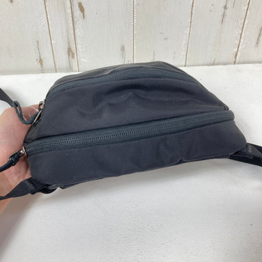 【OneSize ブラック系】 Arcteryx ( アークテリクス ) マカ 1 Maka 1 生産終了モデル 入手困難 ナイロン バッグ ストレージ サコッシュポーチ z00058664  サコッシュポーチ バッグ ストレージ