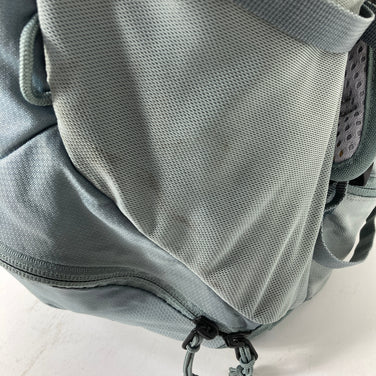 【OneSize グレー系】 Deuter ( ドイター ) フューチュラ 32 Futura 32 グラファイト / シェール ナイロン バッグ ストレージ バックパック 容量【30L～54L】 z00057237 グラファイト / シェール 容量【30L～54