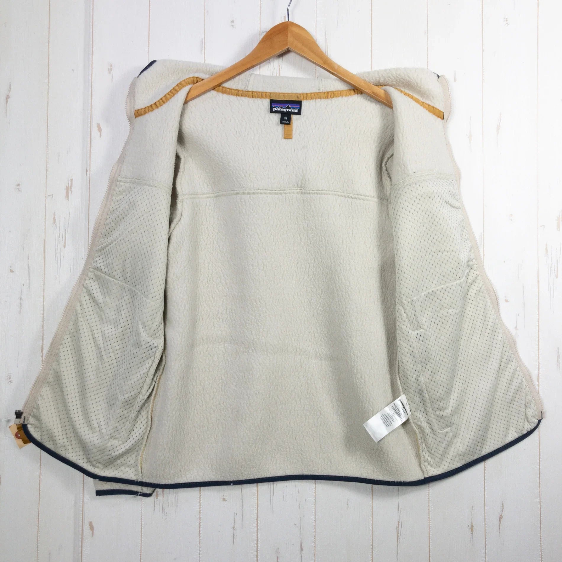 【Women's XS アイボリー系】 2019 Patagonia ( パタゴニア ) レトロ パイル フーディ PLCN ポリエステル ウェア トップス アウター ジャケット フリース z00050616 PLCN フリース アウター ジャケット トップス ウェア - 【公式】2ndGEAR（セカンドギア）Webショップ【登山用品・アウトドア用品専門 買取販売店】