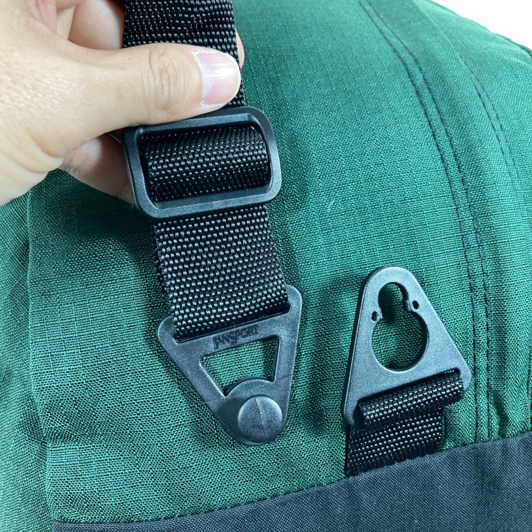 【OneSize グリーン系】 1993 Jansport ( ジャンスポーツ ) ボストン バッグ バッグ ストレージ ダッフルバッグ ボストンバッグ z00051038 ダッフルバッグ ボストンバッグ バッグ ストレージ - 【公式】2ndGEAR（セカンドギア）Webショップ【登山用品・アウトドア用品専門 買取販売店】