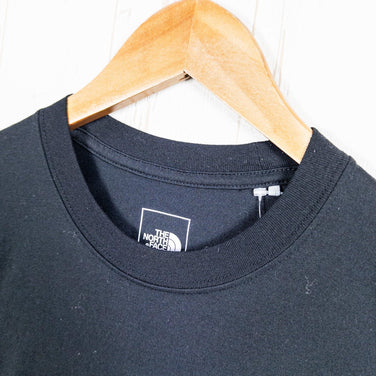 The North Face 男士短袖 El Capitan T 恤，M 码，黑色。涤纶，圆领，合成面料。