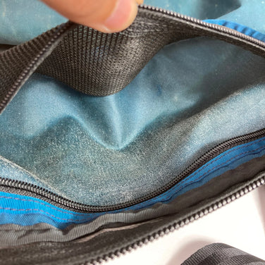 [One Size Black] 1997 Patagonia Wet and Dry Gear Bags Small Black/Bluegrass (Discontinued Model, Hard to Find Vintage Bag)