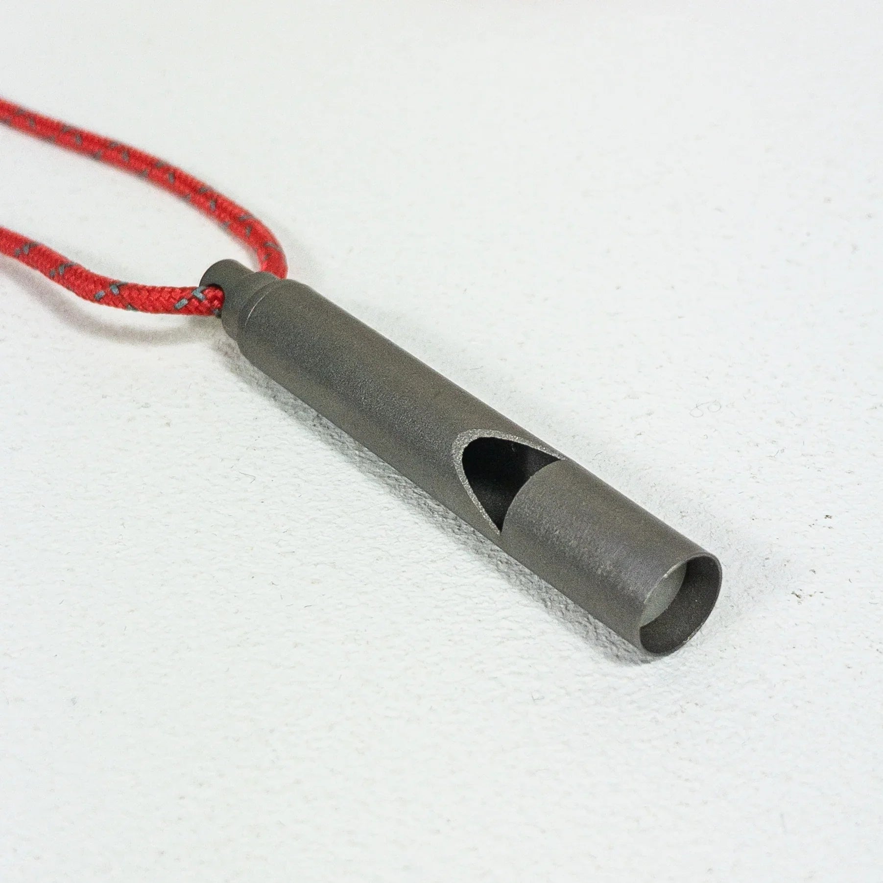 【OneSize グレー系】 Vargo ( ヴァーゴ ) チタニウム ホイッスル z00051733 - 【公式】2ndGEAR（セカンドギア）Webショップ【登山用品・アウトドア用品専門 買取販売店】