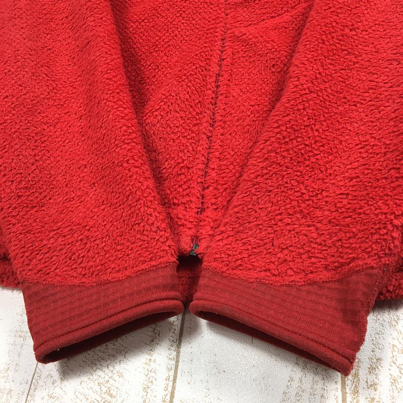 [Men's M Red] Patagonia R2 Jacket Regulator Polartec Thermal Pro Fleece Discontinued Model Hard to Find 25135 International Men's FRE Fire Fleece