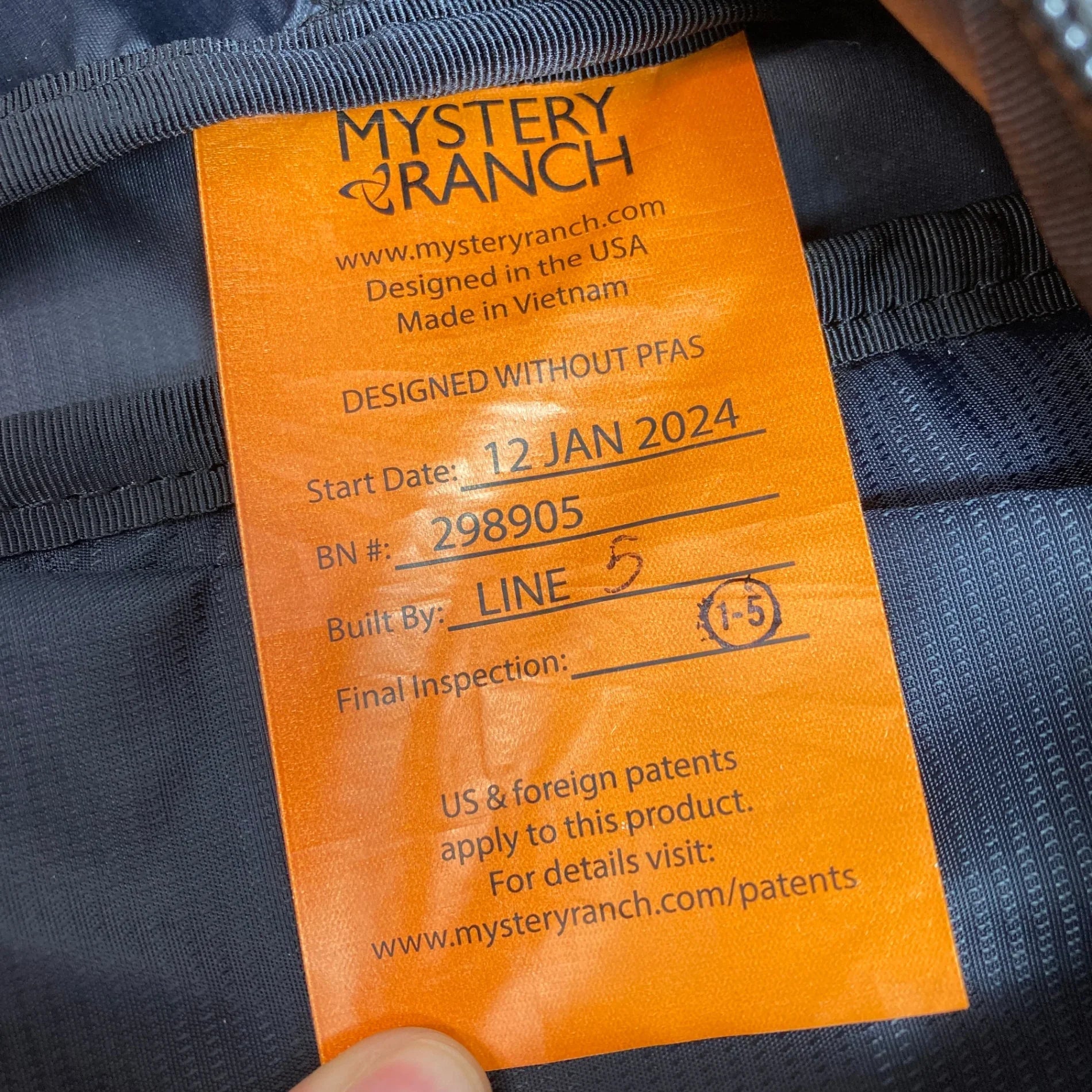 【L/XL ブラック系】 Mystery Ranch ( ミステリーランチ ) ギャラゲーター 25 GALLAGATOR 25 ナイロン バッグ ストレージ バックパック デイパック 容量【～29L】 z00052618 デイパック 容量【～29L】 バッ - 【公式】2ndGEAR（セカンドギア）Webショップ【登山用品・アウトドア用品専門 買取販売店】