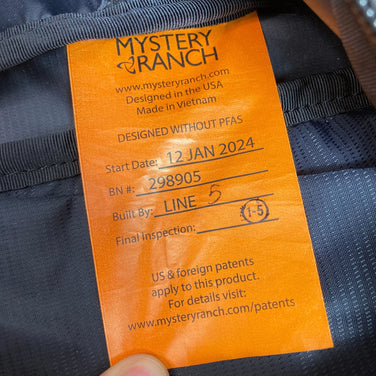 【L/XL ブラック系】 Mystery Ranch ( ミステリーランチ ) ギャラゲーター 25 GALLAGATOR 25 ナイロン バッグ ストレージ バックパック デイパック 容量【～29L】 z00052618 デイパック 容量【～29L】 バッ - 【公式】2ndGEAR（セカンドギア）Webショップ【登山用品・アウトドア用品専門 買取販売店】