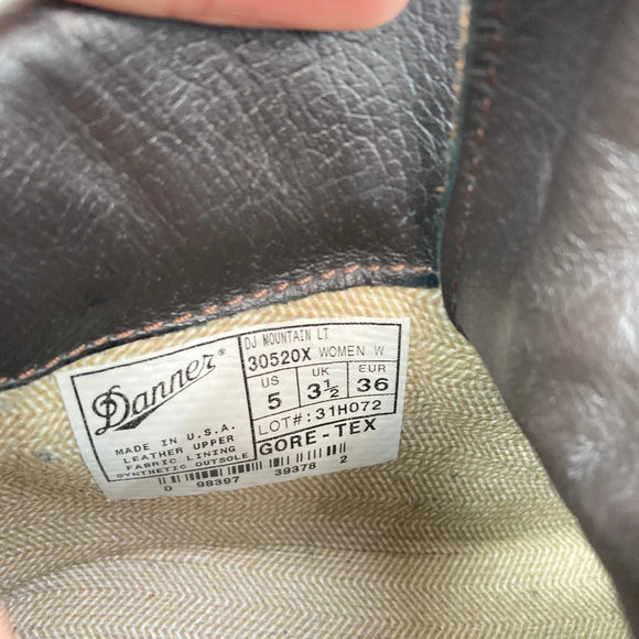 【Women's 23.0cm ブラウン系】 Danner ( ダナー ) マウンテン ライト MOUNTAIN LIGHT レザー フットウェア トレッキングブーツ z00058680  トレッキングブーツ フットウェア