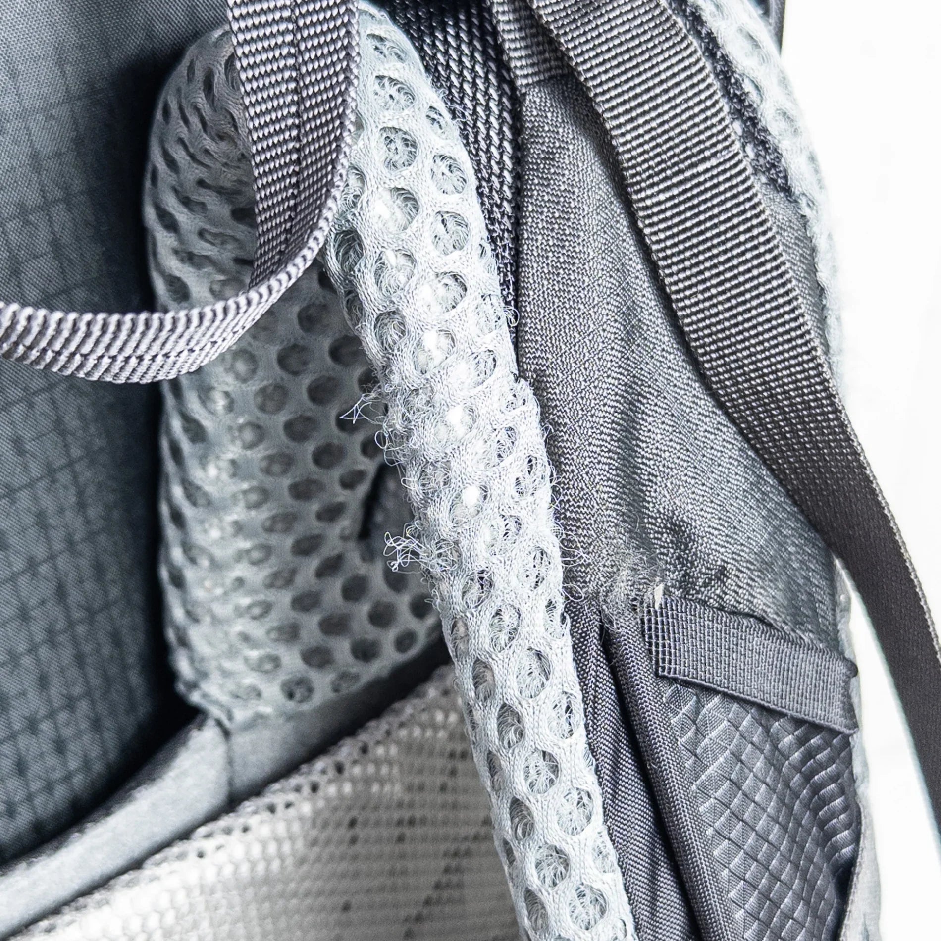 【M/L ブラック系】 Gregory ( グレゴリー ) パラゴン 48 Paragon 48 バサルトブラック ナイロン バッグ ストレージ バックパック 容量【30L～54L】 z00052561 バサルトブラック 容量【30L～54L】 バックパック - 【公式】2ndGEAR（セカンドギア）Webショップ【登山用品・アウトドア用品専門 買取販売店】