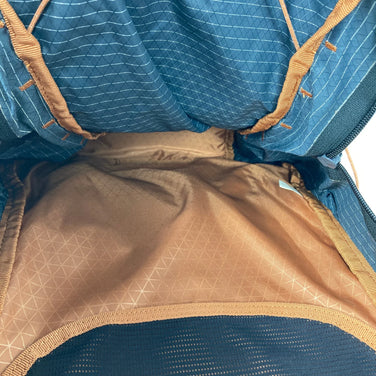 【Men's M ブラック系】 Black Diamond ( ブラックダイヤモンド ) パーシュート 15 PURSUIT 15 カーボン／モアブブラウン ポリエステル バッグ ストレージ バックパック デイパック 容量【～29L】 z00057124 カーボン／