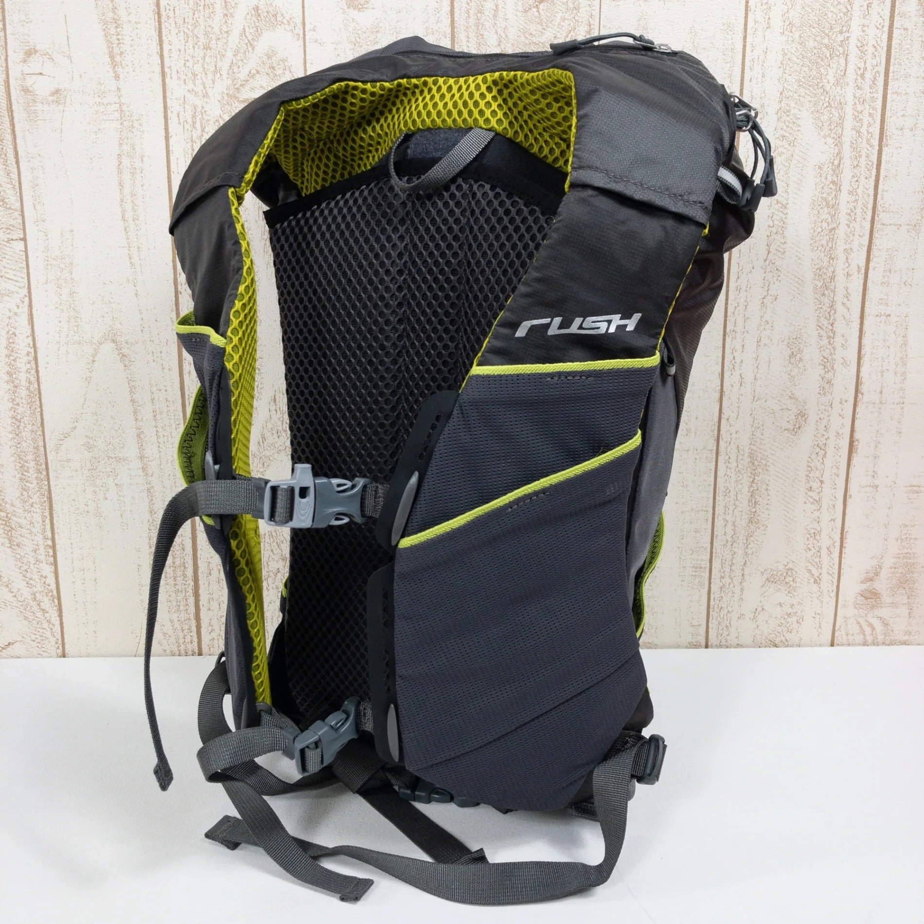 【OneSize グレー系】 Paago Works ( パーゴワークス ) ラッシュ 20 RUSH 20 ミッドナイト バッグ ストレージ バックパック デイパック 容量【～29L】 z00051160 ミッドナイト デイパック 容量【～29L】 バックパック - 【公式】2ndGEAR（セカンドギア）Webショップ【登山用品・アウトドア用品専門 買取販売店】