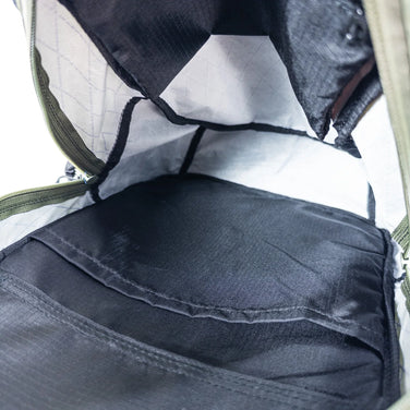 【Unisex OneSize グリーン系】 Ridge Mountain Gear ( リッジマウンテンギア ) ワン マイル One Miie オリーブ ナイロン バッグ ストレージ バックパック デイパック 容量【～29L】 X-Pac VX21 ( エックスパック VX2 - 【公式】2ndGEAR（セカンドギア）Webショップ【登山用品・アウトドア用品専門 買取販売店】