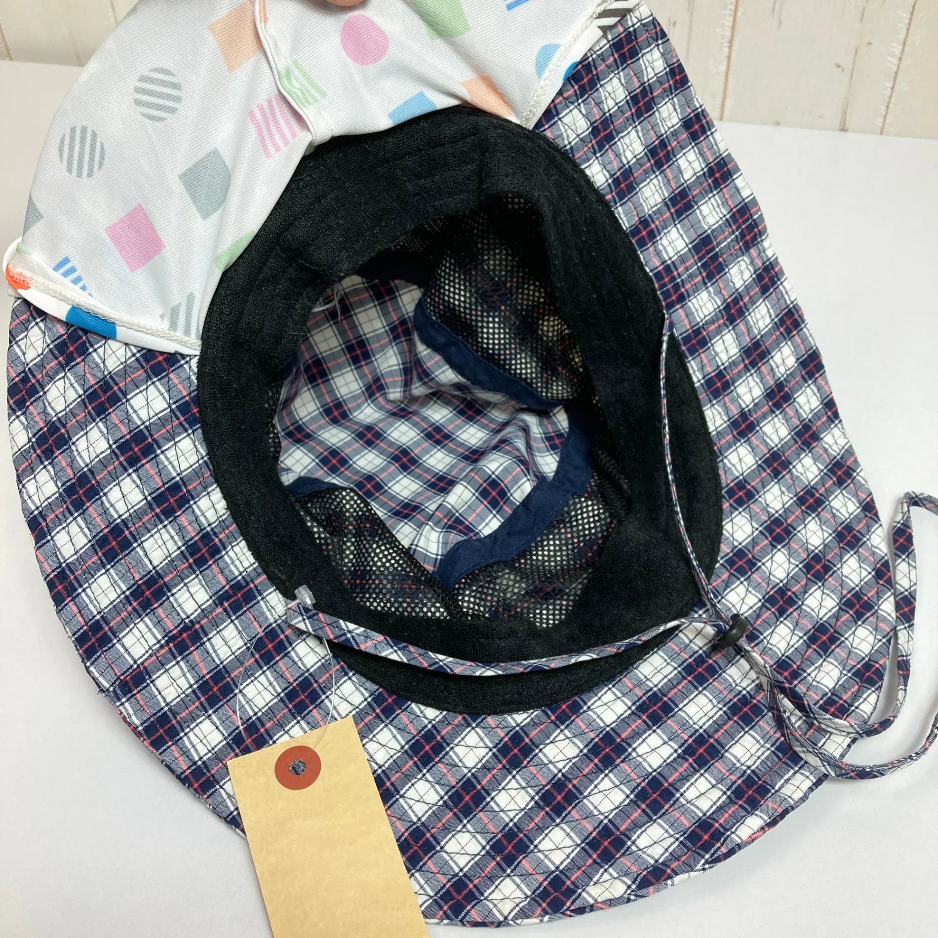 【OneSize ネイビー系】 The North Face ( ザ・ノースフェイス ) ネックゲイターシェード チェックハット ウェア ウェア小物 ヘッドウェア ハット z00052351 ハット ヘッドウェア ウェア小物 ウェア - 【公式】2ndGEAR（セカンドギア）Webショップ【登山用品・アウトドア用品専門 買取販売店】