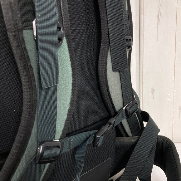 【OneSize レッド系】 1995 Dana Design ( デイナデザイン ) シャドー ピーク Shadow Peak Red / Black 生産終了モデル 入手困難 ブランド消滅 アメリカ製 コーデュラナイロン製 ナイロン バッグ ストレージ バック