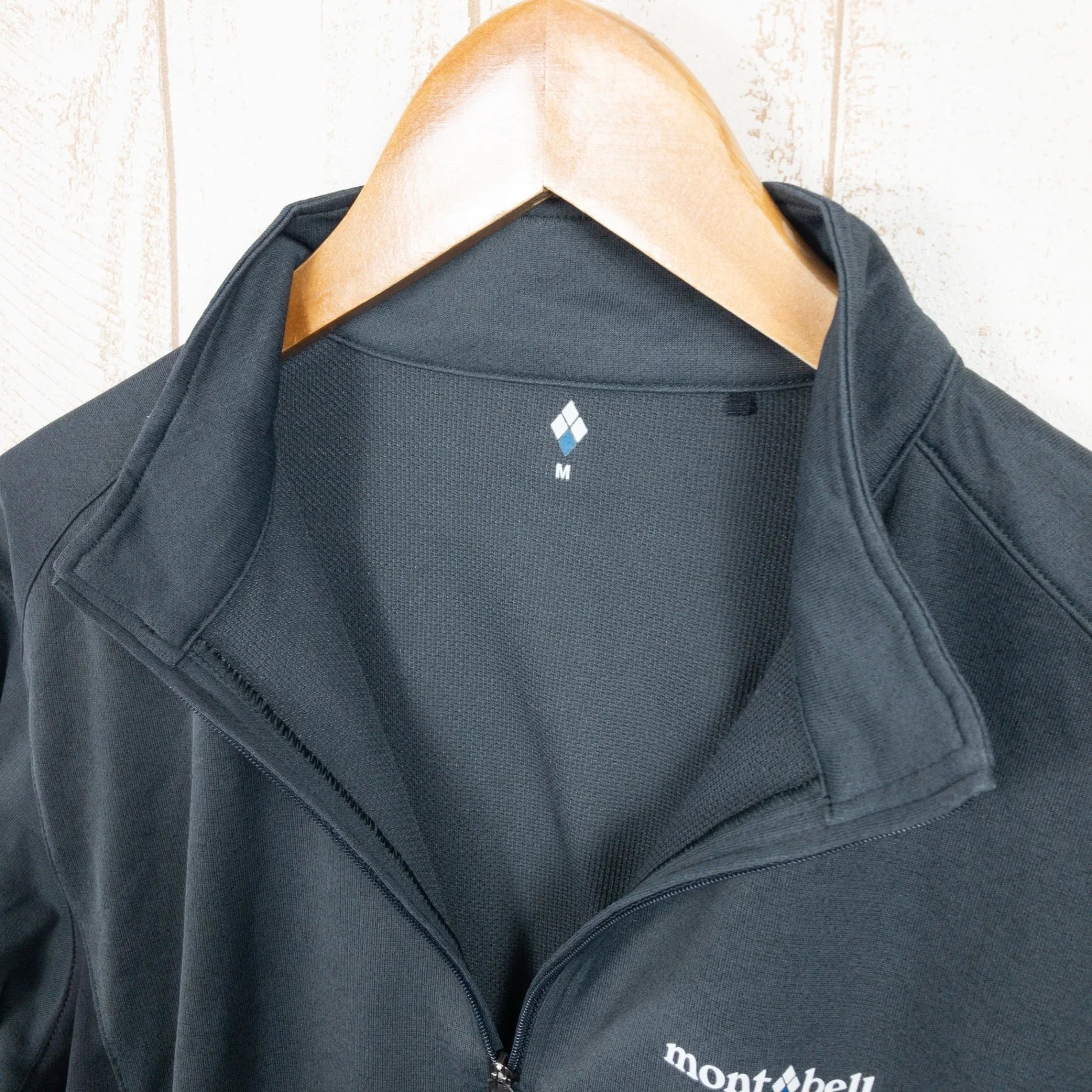 【Men's M グレー系】 Montbell ( モンベル ) ウイックロン ZEO ロングスリーブ ジップシャツ Wickron ZEO Long Sleeve Zip Shirt ポリエステル ウェア トップス インナー シャツ ロングスリーブシャツ 化繊 - 【公式】2ndGEAR（セカンドギア）Webショップ【登山用品・アウトドア用品専門 買取販売店】