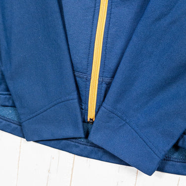 Montbell Trail Action Parka，男款海军蓝M码。这款尼龙抓绒夹克是完美的外套单品。（产品编号：z00052916）