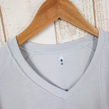 【Men's M グレー系】 Montbell ( モンベル ) ジオライン ライトウェイト ネックシャツ ポリエステル 1107735 Asian Men's ライトグレー 化繊 ロングスリーブTシャツ クルーネック インナー シャツ トップス ウェア - 【公式】2ndGEAR（セカンドギア）Webショップ【登山用品・アウトドア用品専門 買取販売店】