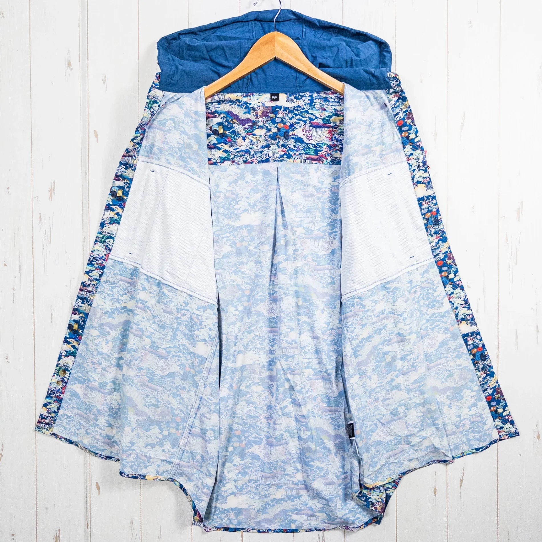 【Men's L ブルー系】 Jolly Gear（ジョリーギア） トリプルクラウン ボタンダウン ロングスリーブ TRIPLE CROWN BUTTON DOWN LONG SLEEVE Blue Garden ポリエステル ウェア トップス インナー シャツ - 【公式】2ndGEAR（セカンドギア）Webショップ【登山用品・アウトドア用品専門 買取販売店】