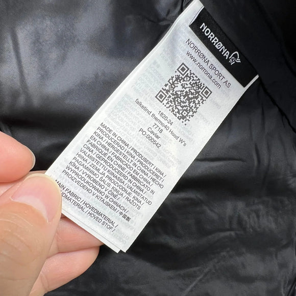 【Women's M ブラック系】 Norrona ( ノローナ ) フォルケティン サーモ40 フード ウィメンズ Falketind Thermo40 Hood W's 1820-24 7718 CAVIAR z00056079 7718 CAVIAR 化繊インサレ