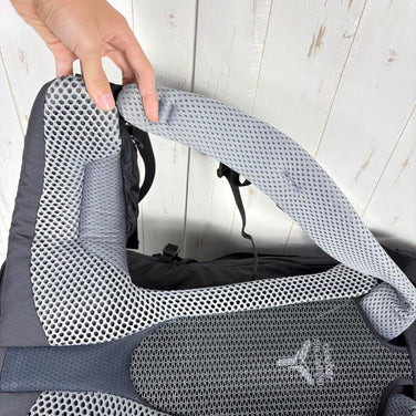 【OneSize ブラック系】 Deuter ( ドイター ) フューチュラ プロ 40 Futura Pro 40 ナイロン バッグ ストレージ バックパック 容量【30L～54L】 z00055114  容量【30L～54L】 バックパック バッグ ストレージ