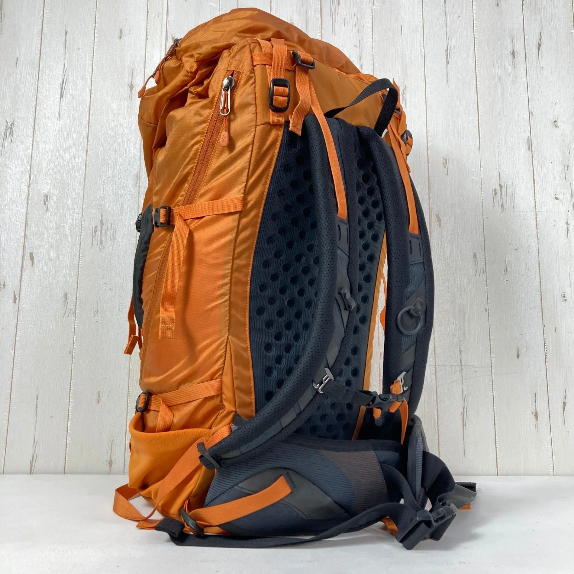 Men's Regular オレンジ系】 Arcteryx ( アークテリクス ) アクシオス