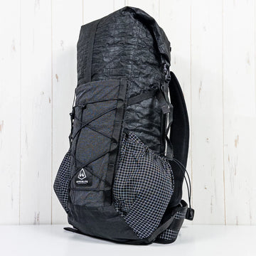 【M ブラック系】 Hyperlite Mountain Gear Hmg ( ハイパーライトマウンテンギア ) エレベイト 22 Elevate 22 バッグ ストレージ バックパック デイパック 容量【～29L】 DCF ( ダイニーマ・コンポジット