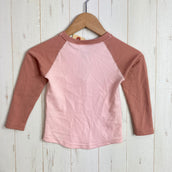 【Baby's 3T ピンク系】 2020 Patagonia ( パタゴニア ) キャプリーン ミッドウェイト ヘンリー Capilene Midweight Henley FRRS ポリエステル ウェア トップス インナー シャツ ロングスリーブTシャツ クルーネ