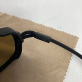 【Unisex OneSize ブラック系】 Ombraz ( オンブラズ ) テトン アームレス サングラス Teton Armless Sunglasses Charcoal / Polarized Brown 偏光レンズ ZEISS アームレス ウェア ウェア小物 アイウェ