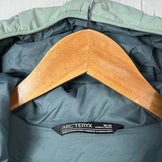 【Women's M グリーン系】 Arcteryx ( アークテリクス ) プロトン ライトウェイト フーディ Proton Lt Hoody 化繊ダウン ウェア トップス アウター ジャケット 化繊インサレーション z00054756  化繊インサレーション アウタ