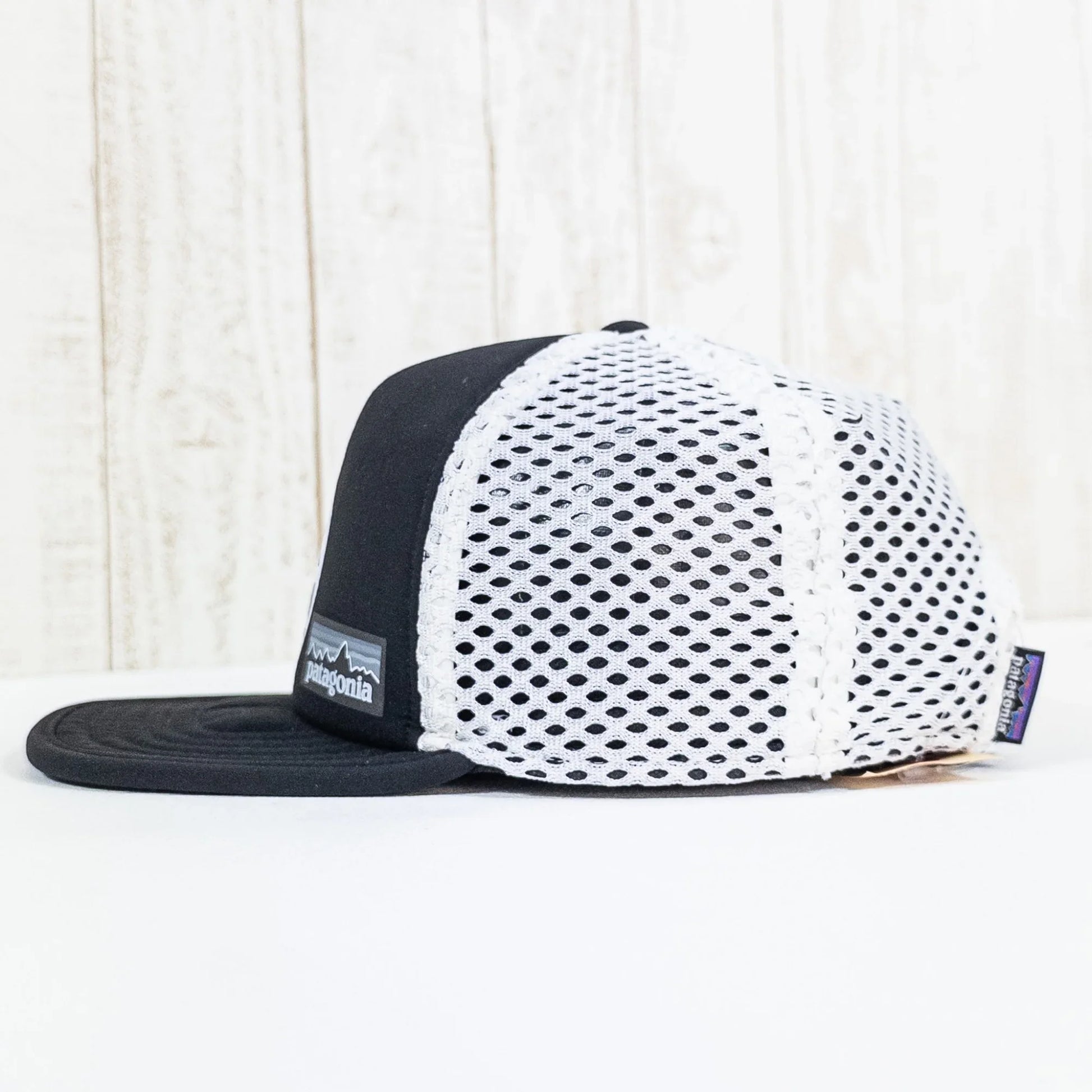 【OneSize ブラック系】 Patagonia ( パタゴニア ) ダックビル トラッカーハット THE MOUNTAIN EST.PROJECT 2016 ウェア ウェア小物 ヘッドウェア キャップ z00051356 キャップ ヘッドウェア ウェア小物 ウ - 【公式】2ndGEAR（セカンドギア）Webショップ【登山用品・アウトドア用品専門 買取販売店】