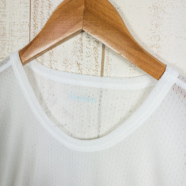 【Men's L ホワイト系】 Finetrack ( ファイントラック ) スキンメッシュティー ポリエステル ウェア トップス インナー シャツ ショートスリーブTシャツ クルーネック 化繊 z00051689 化繊 ショートスリーブTシャツ クルーネック イ - 【公式】2ndGEAR（セカンドギア）Webショップ【登山用品・アウトドア用品専門 買取販売店】