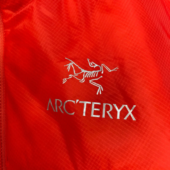 【Men's S レッド系】 Arcteryx ( アークテリクス ) ニュークレイ FL ジャケット Nuclei FL Jacket Dynasty 化繊ダウン ウェア トップス アウター ジャケット 化繊インサレーション z00060377 Dynasty