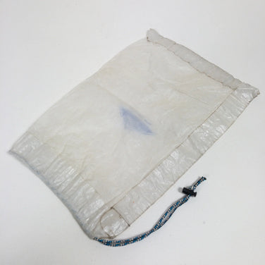 【OneSize クリアー系】 c2010 Hyperlite Mountain Gear Hmg ( ハイパーライトマウンテンギア ) ドローコード スタッフサック 生産終了モデル 入手困難 旧タグ 中サイズ バッグ ストレージ パッキングサック スタッフサック - 【公式】2ndGEAR（セカンドギア）Webショップ【登山用品・アウトドア用品専門 買取販売店】