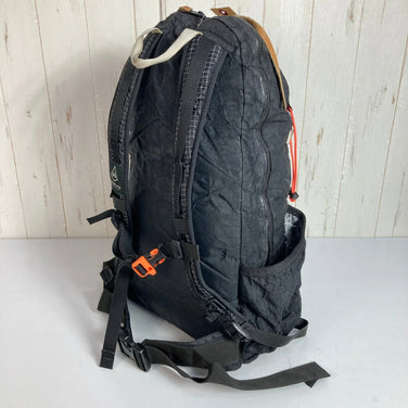 One Size Black Hyperlite Mountain Gear HMG Day Break 17 Storage Backpack Daypack (Up to 29L) with DCF (Dyneema Composite)