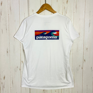 【Women's S ホワイト系】 2021 Patagonia ( パタゴニア ) キャプリーン クール デイリー グラフィック シャツ Capilene Cool Daily Graphic Shirt BOLW / Boardshort Logo: White 吸