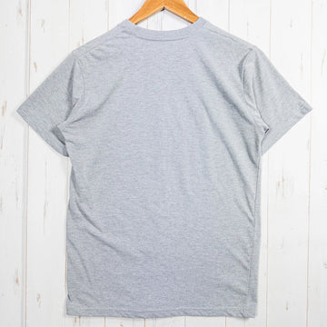 【Men's S グレー系】 Teton Bros ( ティートンブロス ) ダートバッグ ガール ティー Dirtbag Girl Tee Gray ポリエステル ウェア トップス インナー シャツ ショートスリーブTシャツ クルーネック 化繊 z0005201 - 【公式】2ndGEAR（セカンドギア）Webショップ【登山用品・アウトドア用品専門 買取販売店】