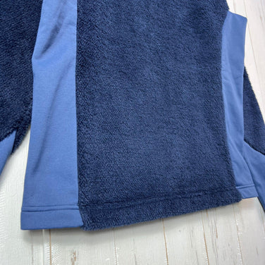 Montbell Clim Air Jacket, Women's Medium, Navy. This polyester fleece jacket is perfect for outerwear. Product code: z00054660.