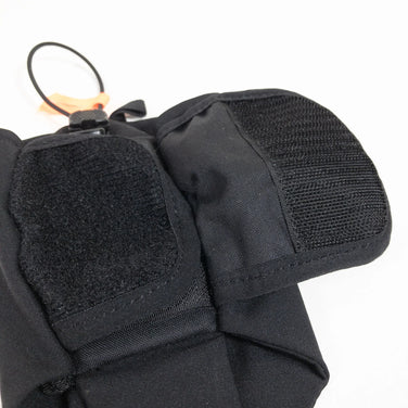 【OneSize ブラック系】 Mystery Ranch ( ミステリーランチ ) ウィングマン ハイドロ ナイロン 外付けポーチ バッグ ストレージ - 【公式】2ndGEAR（セカンドギア）Webショップ【登山用品・アウトドア用品専門 買取販売店】