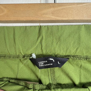 男女通用 L 码绿色 Static 全地形滑雪裤 #1 Kei 特别版。难得一见的 Moonlight Gear 联名款尼龙裤，采用软壳尼龙面料。