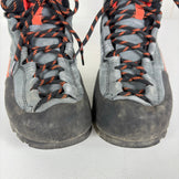 【Unisex 24.9cm グレー系】 La Sportiva ( ラ・スポルティバ ) ポルダー X ミッド ゴアテックス Boulder X Mid GTX カーボン / フレイム フットウェア トレッキングブーツ z00055519 カーボン / フレイム トレッキン