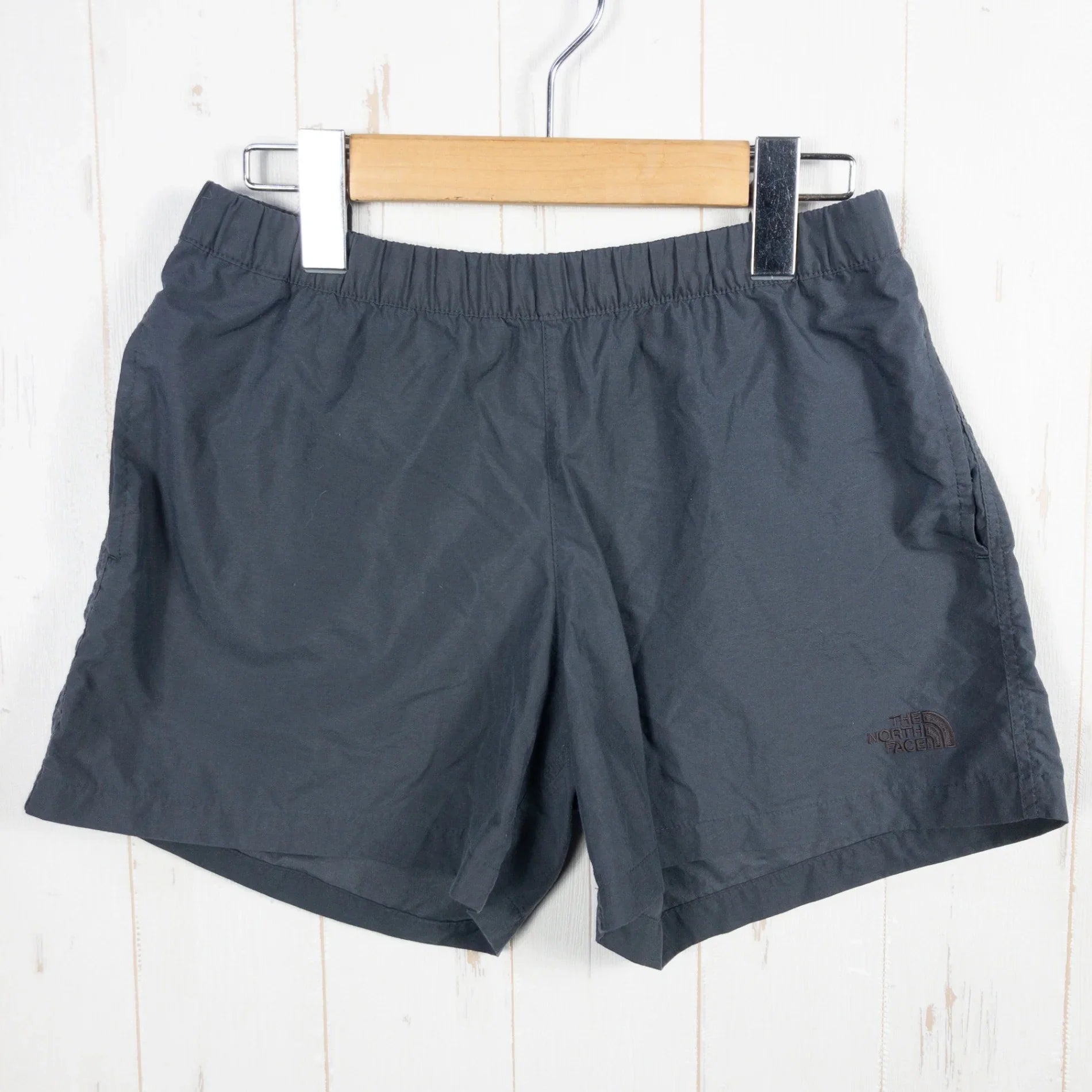 【Women's S グレー系】 The North Face ( ザ・ノースフェイス ) バーサタイル ショーツ VERSATILE SHORT ナイロン ウェア ボトムス ショーツ ショートパンツ z00052317 ショーツ ショートパンツ ボトムス ウェ - 【公式】2ndGEAR（セカンドギア）Webショップ【登山用品・アウトドア用品専門 買取販売店】